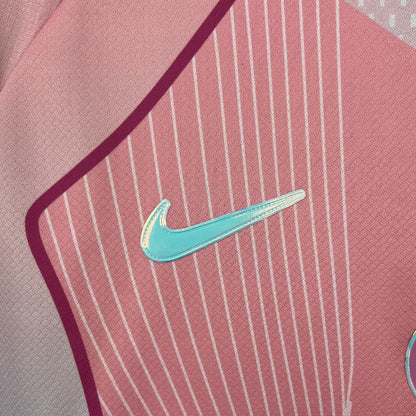 Maillot Paris (PSG) concept Rose 2025-26