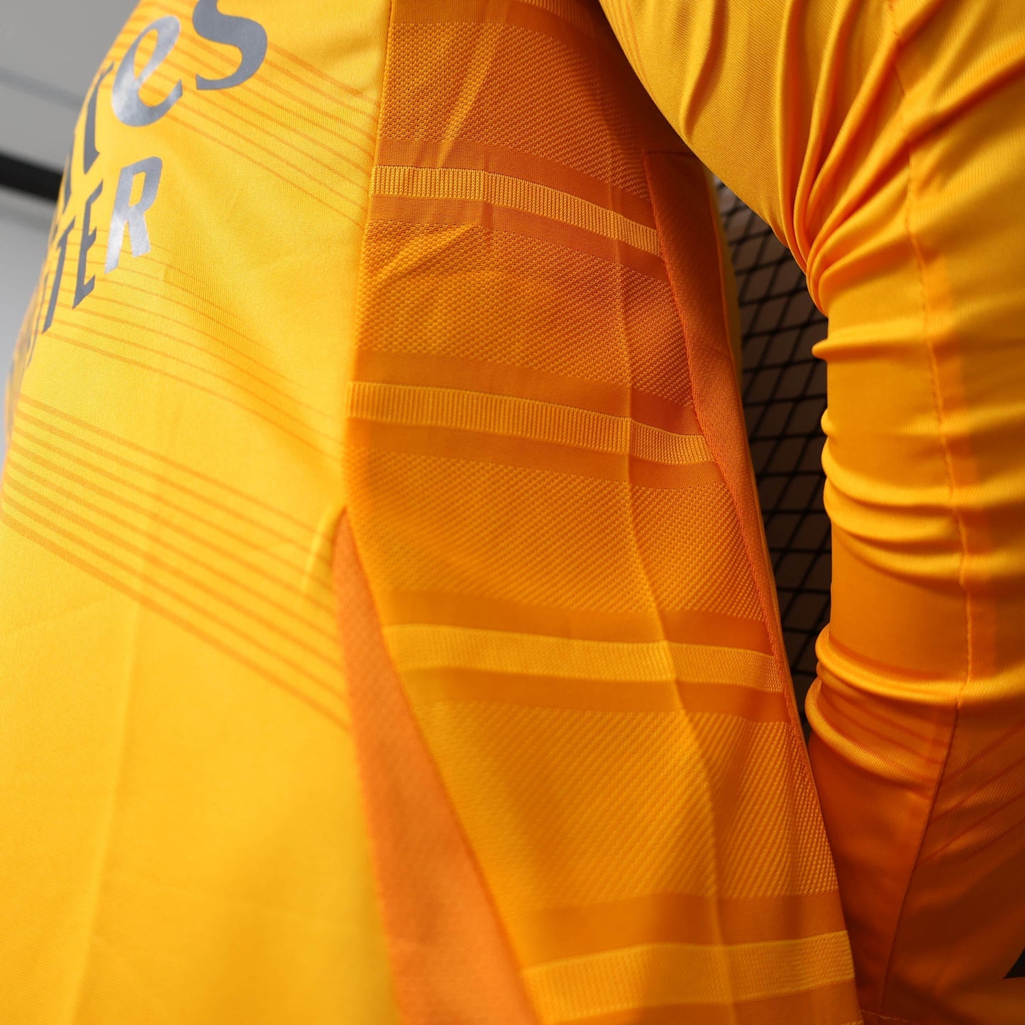 Maillot 24-25 Real Madrid Manches Longue